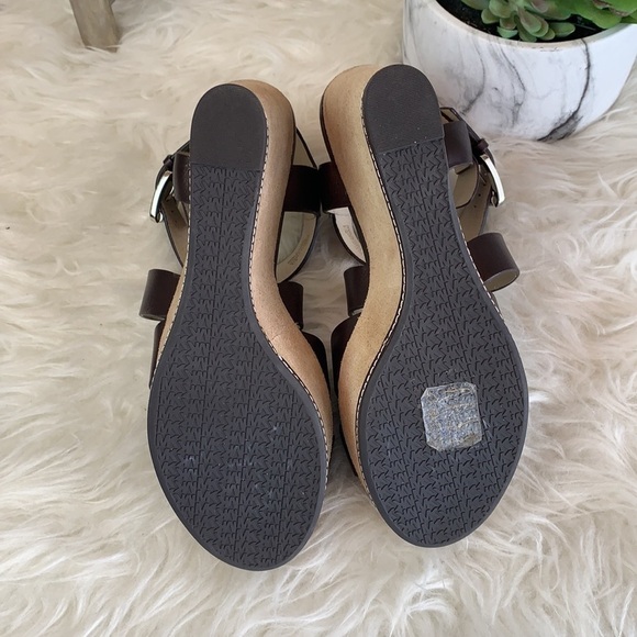 MICHAEL Kors brown platform wedge strappy sandal size 8.5 - Picture 4 of 12
